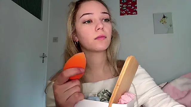 Snapshot of SourMidday chatting on 02.23.26 SourMidday online show from 02.23.26