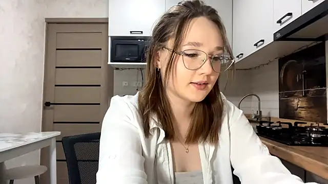 AinaSmith online show from 03.02.26