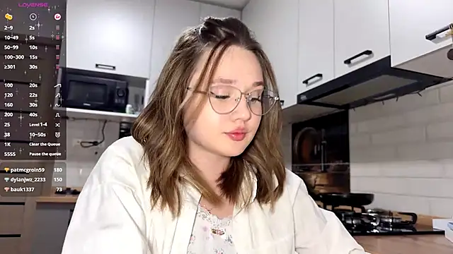 AinaSmith online show from 04.01.26