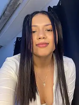 Snapshot of scarleth_marquezz chatting on 06.14.26 scarleth marquezz online show from 06.14.26