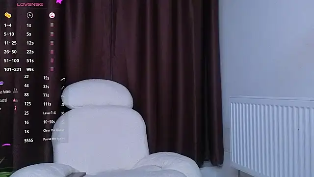 Snapshot of Viksinite chatting on 02.21.26 Viksinite online show from 02.21.26