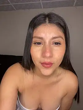 latinasoftie online show from 07.18.26
