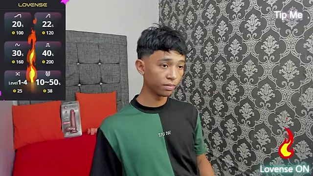 Little Twink19x online show from 05.30.26