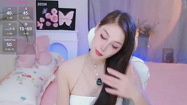 Luckmia333 online show from 05.18.26