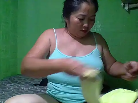 Snapshot of sweetanne19 chatting on 02.28.26 sweetanne19 online show from 02.28.26