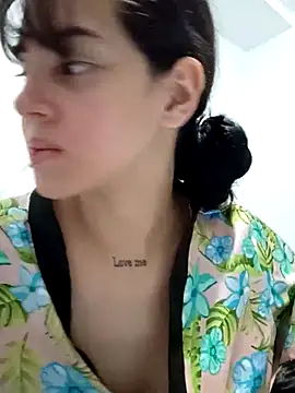 sara cute so online show from 04.07.26