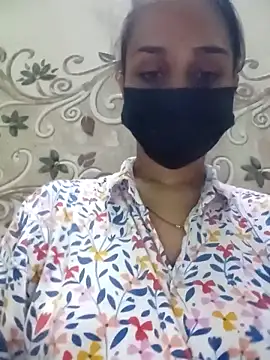 Snapshot of Vandana122 chatting on 05.12.26 Vandana122 online show from 05.12.26