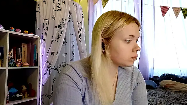 Snapshot of Karengilgun chatting on 02.23.26 Karengilgun online show from 02.23.26