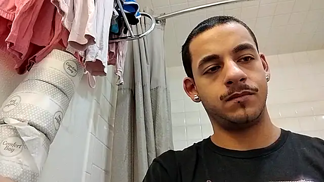 momo0208 online show from 02.20.26