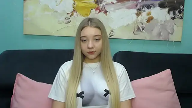 Snapshot of MilanaSiia chatting on 02.27.26 MilanaSiia online show from 02.27.26