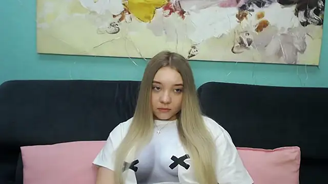 MilanaSiia online show from 03.21.26