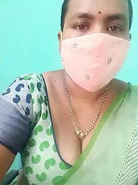 Snapshot of keerthy_telugu chatting on 06.18.26 keerthy telugu online show from 06.18.26
