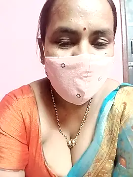 Snapshot of keerthy_telugu chatting on 06.26.26 keerthy telugu online show from 06.26.26