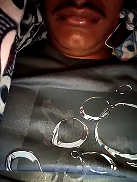 Snapshot of mmnnnnnhh chatting on 03.22.26 mmnnnnnhh online show from 03.22.26