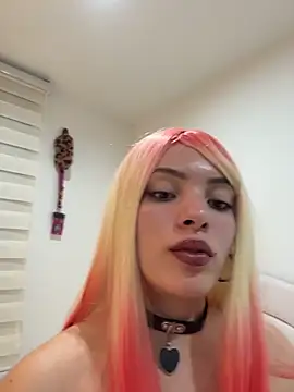 Snapshot of romanovanita chatting on 02.22.26 romanovanita online show from 02.22.26