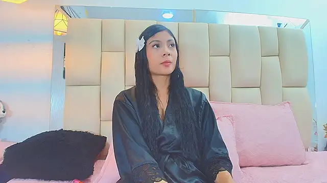 Snapshot of Lana_Sliim chatting on 03.06.26 Lana Sliim online show from 03.06.26