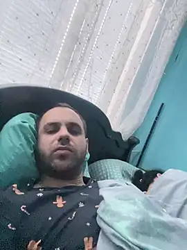 Snapshot of LaBuBupara chatting on 03.02.26 LaBuBupara online show from 03.02.26