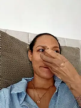 ScarletthSmith online show from 04.24.26