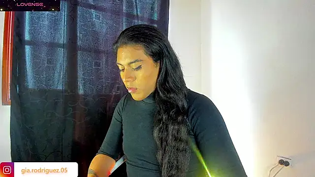 Snapshot of Jess_Hoffman chatting on 02.25.26 Jess Hoffman online show from 02.25.26