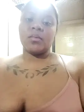 Snapshot of Valentina_belmont chatting on 03.02.26 Valentina belmont online show from 03.02.26