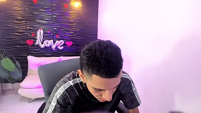 dominicjonnes online show from 04.15.26