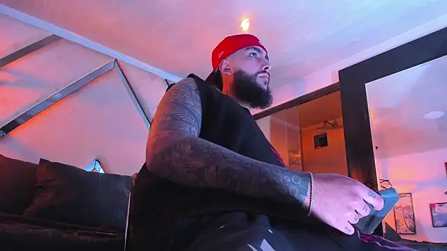 SantiagoHincapiie online show from 02.26.26