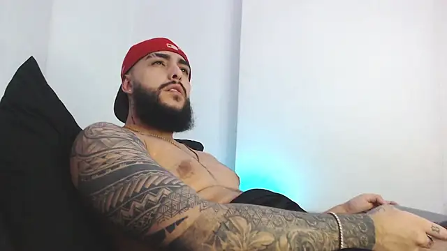 SantiagoHincapiie online show from 03.19.26