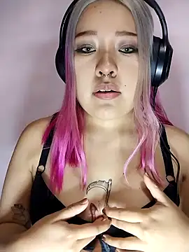 Snapshot of Jamie_Rohades chatting on 02.20.26 Jamie Rohades online show from 02.20.26