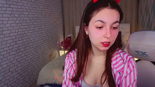 BellaThery online show from 03.18.26