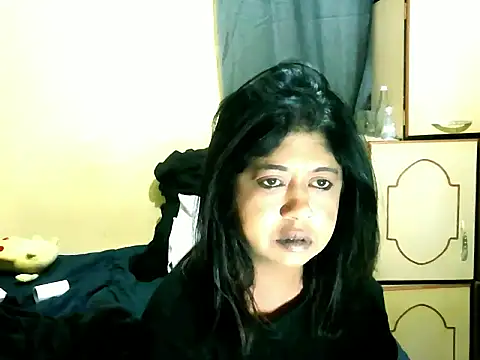 Snapshot of IndianPleasures21 chatting on 05.20.26 IndianPleasures21 online show from 05.20.26