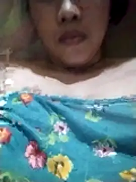 Snapshot of Radiant_smile chatting on 04.09.26 Radiant smile online show from 04.09.26