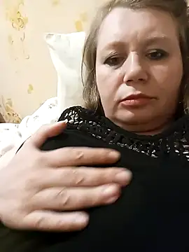 KiraStanton online show from 04.01.26