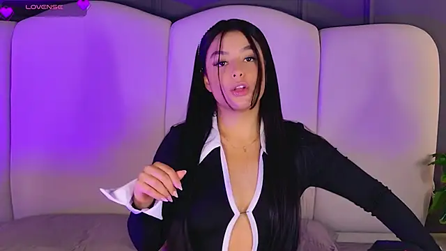 BrunaMonroee online show from 04.15.26