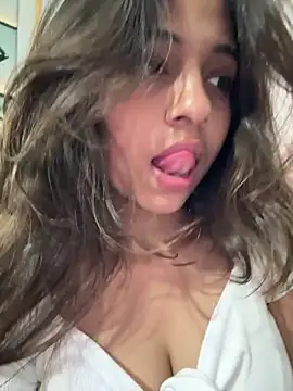 its anuuu online show from 03.02.26