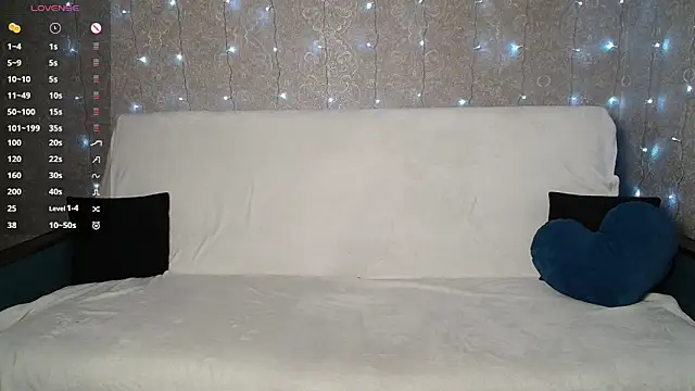 Snapshot of GimiToy chatting on 03.01.26 GimiToy online show from 03.01.26