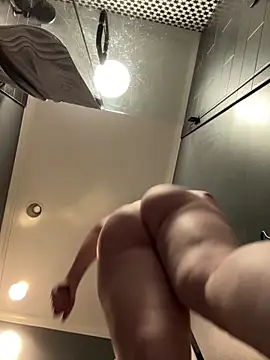 vampboytoy online show from 04.11.26