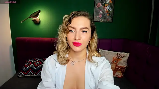 Snapshot of StellaAlluring chatting on 04.20.26 StellaAlluring online show from 04.20.26