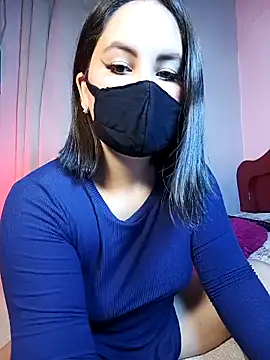 aiuniee hot online show from 04.20.26