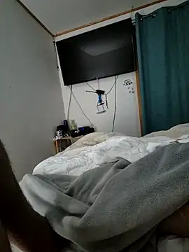 Snapshot of Edu235 chatting on 03.29.26 Edu235 online show from 03.29.26