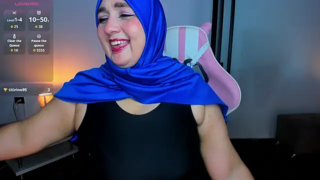 HijabiMilff online show from 05.29.26