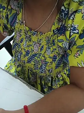 Queenlipx online show from 04.17.26