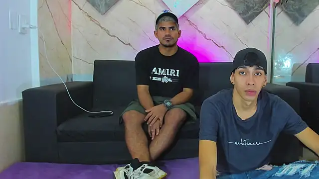 Snapshot of Latins_on_fire chatting on 03.05.26 Latins on fire online show from 03.05.26