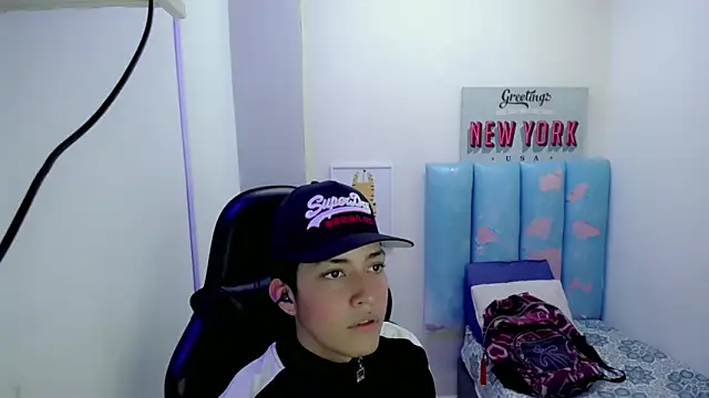 Street poemm  online show from 04.14.26