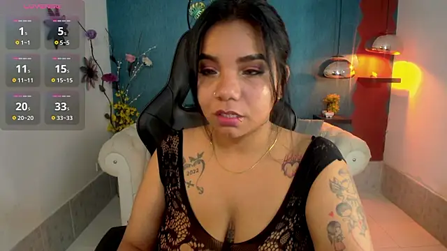 Elizabeth Suan  online show from 03.14.26