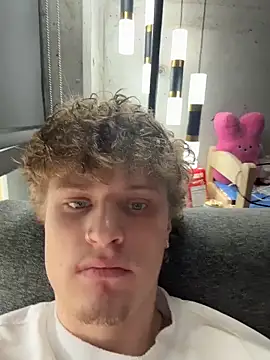 Snapshot of PAPITRVN chatting on 03.02.26 PAPITRVN online show from 03.02.26