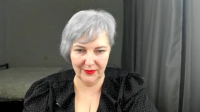 Snapshot of Mary-Leee chatting on 03.01.26 Mary-Leee online show from 03.01.26