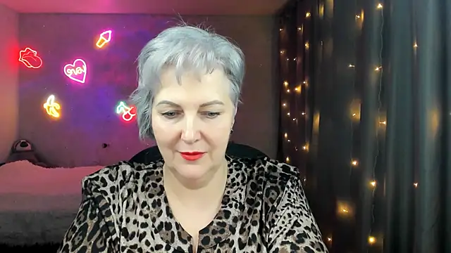 Mary-Leee online show from 03.04.26