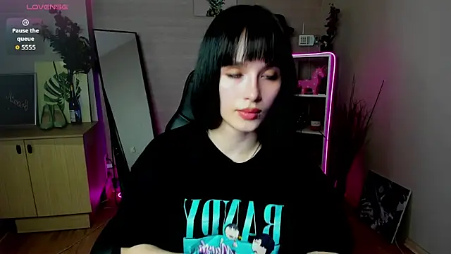 Snapshot of demetra__ chatting on 03.21.26 demetra online show from 03.21.26