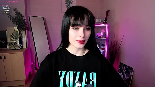 Snapshot of demetra__ chatting on 04.03.26 demetra online show from 04.03.26