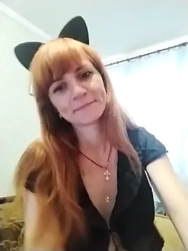 Snapshot of YaroslavaLester chatting on 06.19.26 YaroslavaLester online show from 06.19.26